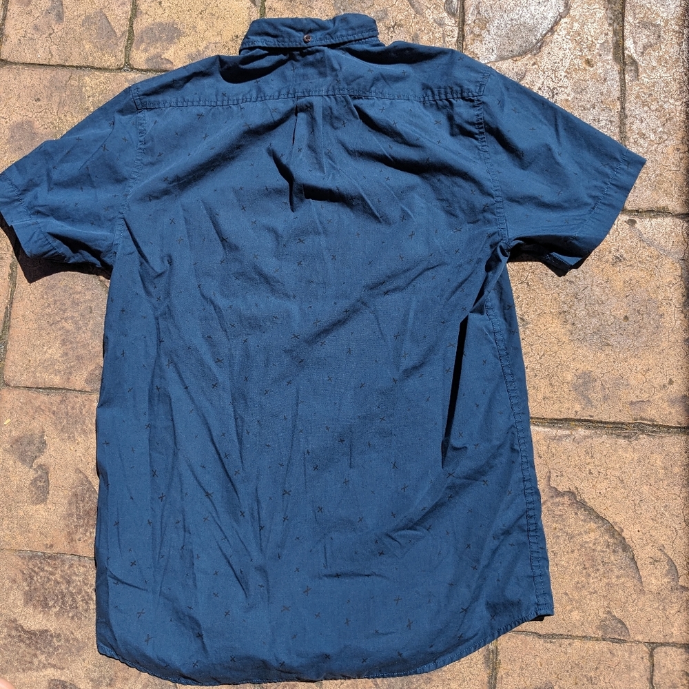Quicksilver button down - Picture 2 of 4